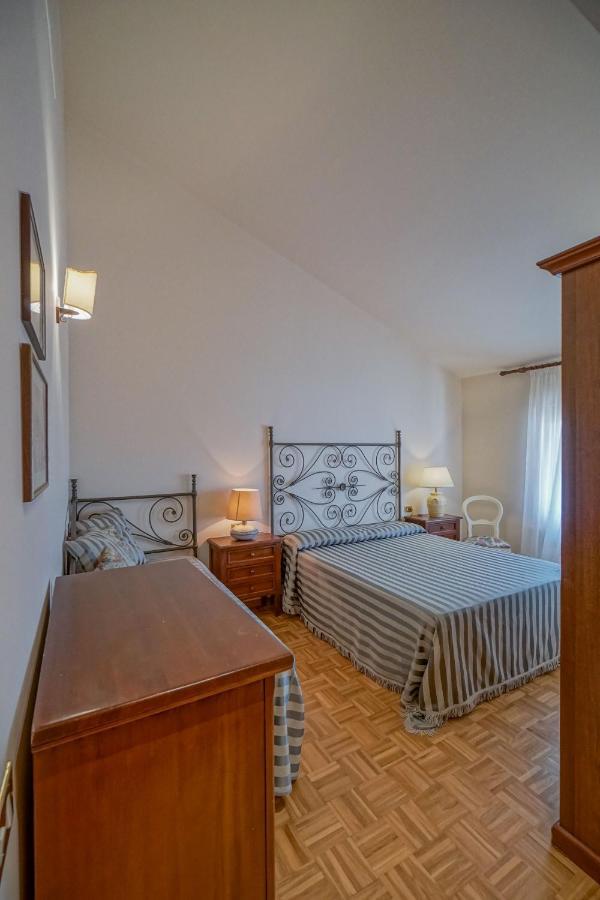 Il Quercione Agriturismo ริโวตอร์โต ภายนอก รูปภาพ
